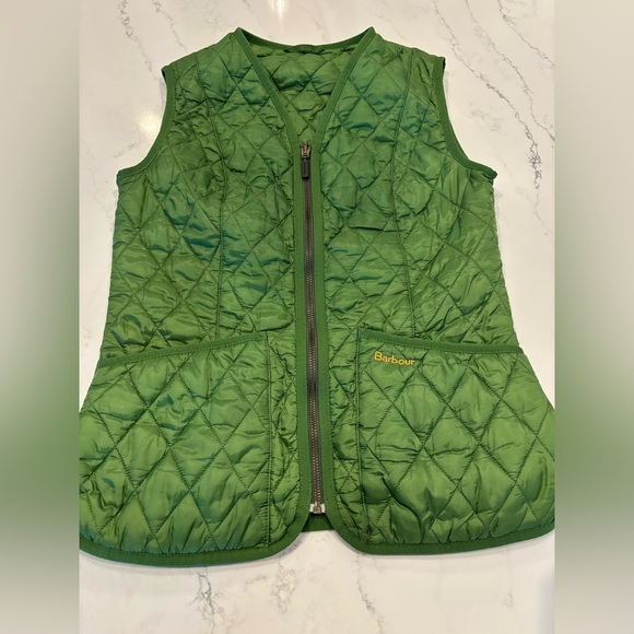 Barbour Olive Quilted Gilet - Picture 2 of 7